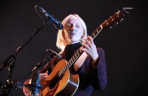 LONDON, ENGLAND - OCTOBER 20: Laura Marling performs at The Roundhouse on October 20, 2021 in London, England. (Photo by Chiaki Nozu/WireImage)